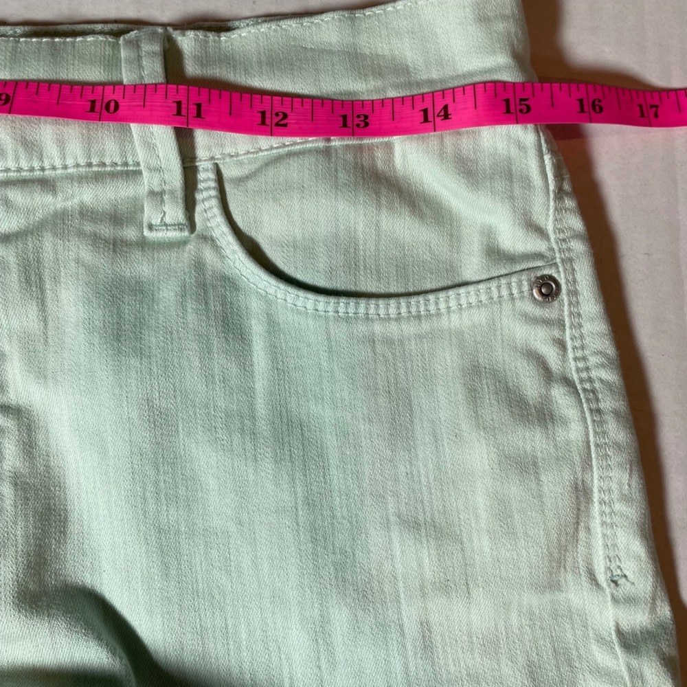 NYDJ Briella Capri Mint Green Stretch Denim Cuffed Cropped Jeans Womens Size 8 - Picture 5 of 7